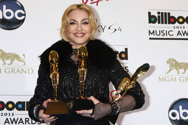 Madonna při 93. narozeninách otce odtajnila rodinnou mantru, která je oba drží při životě