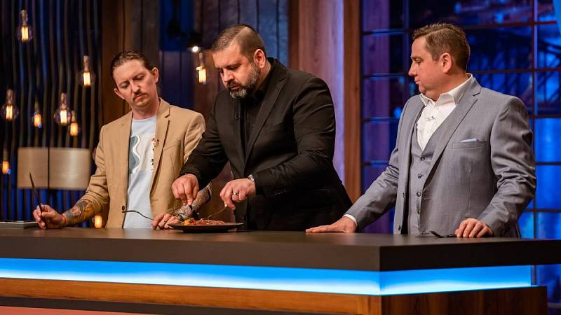 Kulinářské experimenty můžeme sledovat i v různých soutěží, jako například MasterChef Česko