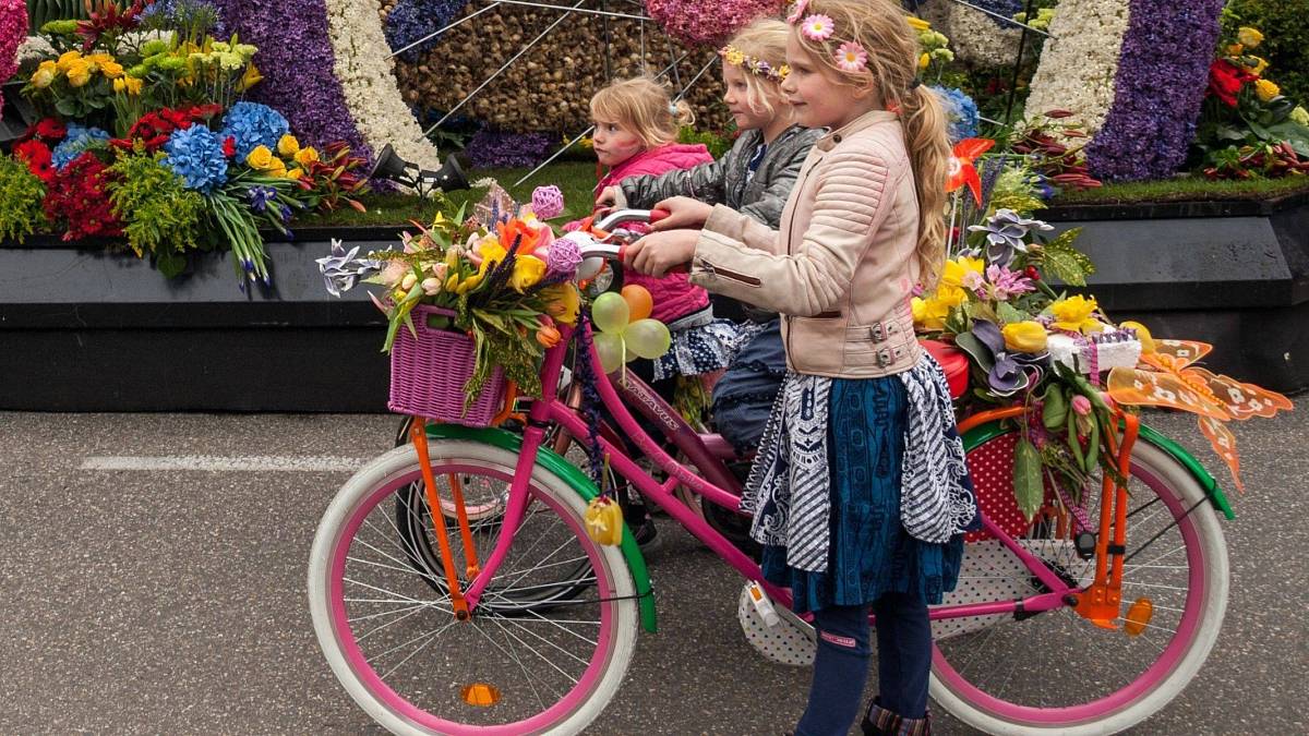 Bejby řidičák na kolo: Nizozemské děti musí absolvovat oficiální cyklistické zkoušky