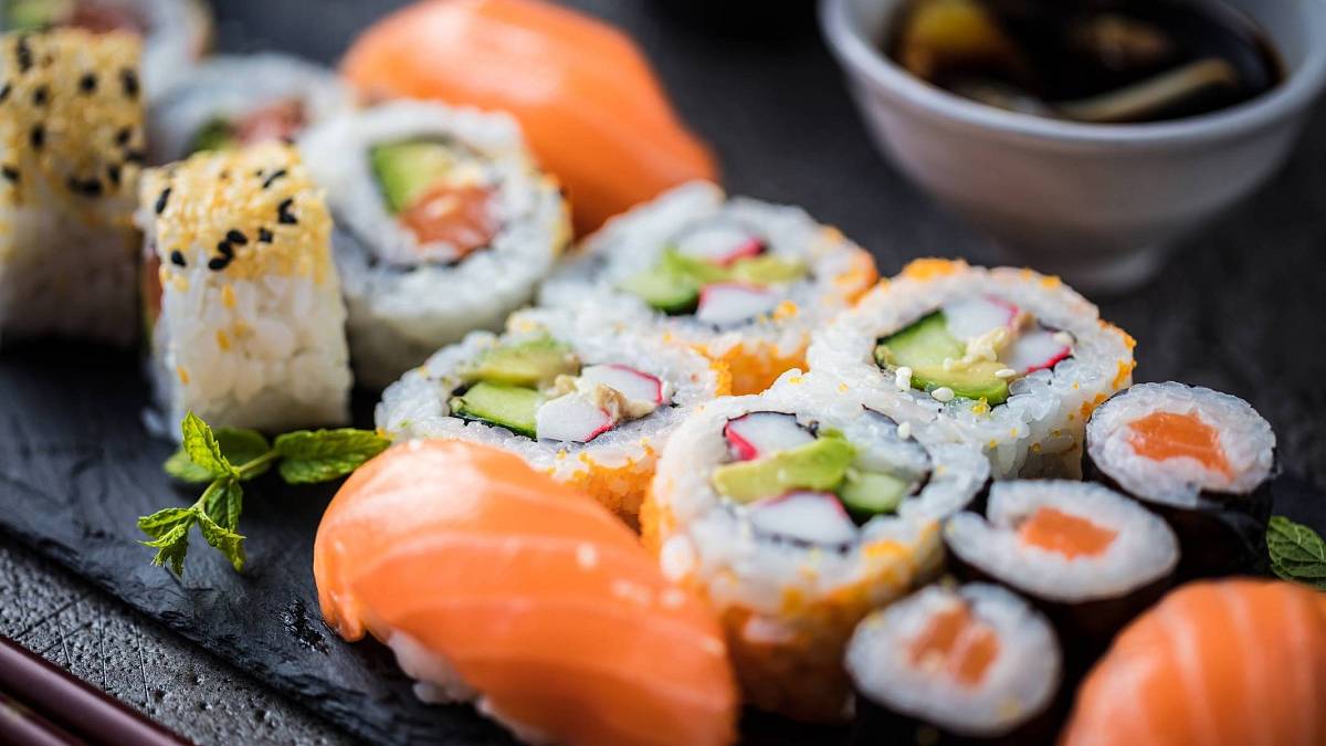 O těchto oblíbených pokrmech toho víte méně, než si myslíte: Sushi nepochází z Japonska a pizza nepochází z Itálie