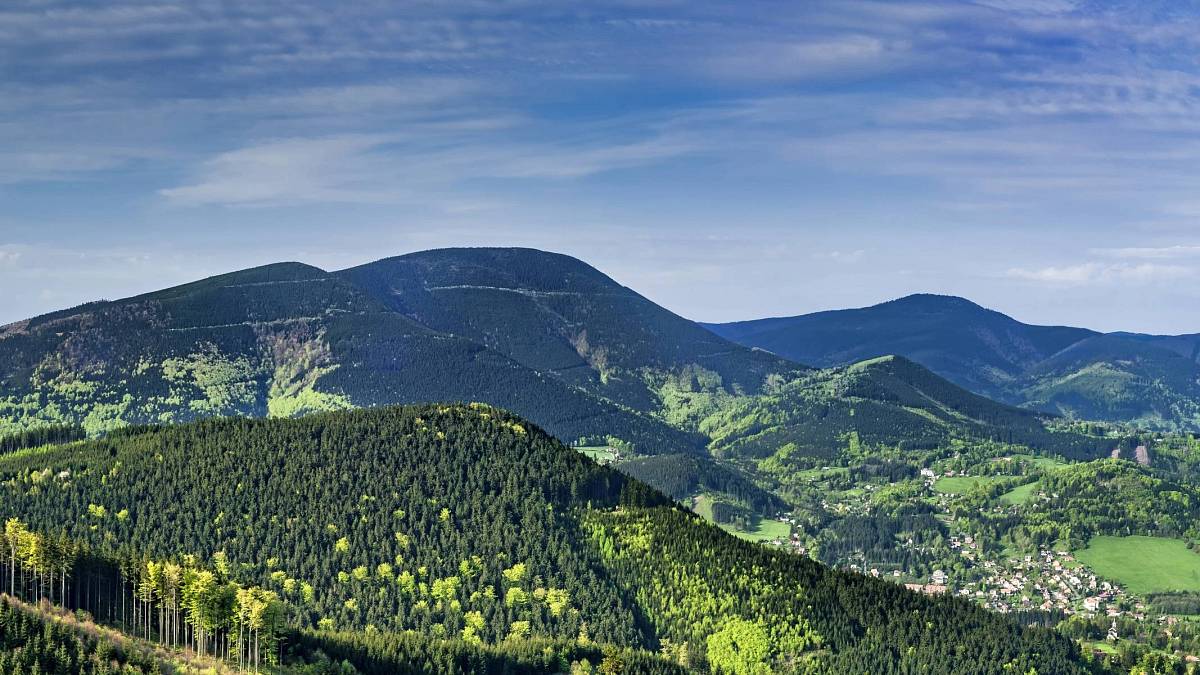 Za rakouské Alpy platíme miliony. Tato česká pohoří jsou stejně krásné a dostupné