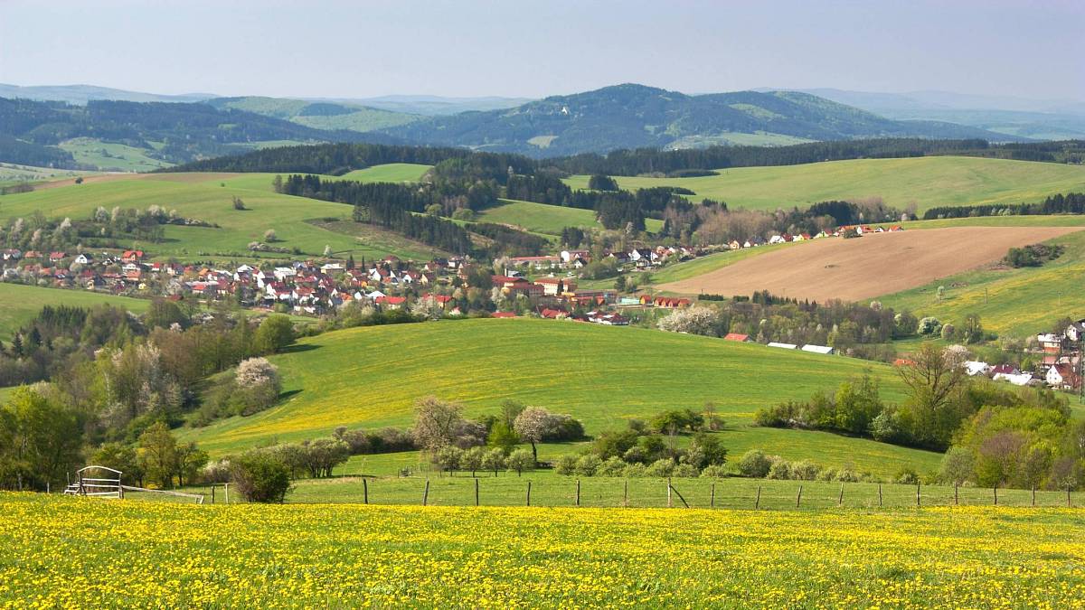 Malá česká vesnice, která schovává jedno z největších překvapení na světě