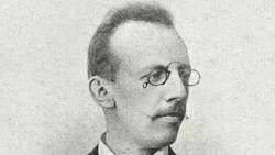 Oblíbený skladatel, spisovatel a horolezec Vítězslav Novák byl zbožňován mládeží i manželkou. Zastínil ho však známější Leoš Janáček
