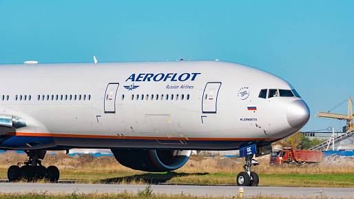 Tragédii letu Aeroflot 593: Děti v kokpitu a katastrofální chyba